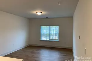 3515 Markland Dr, Charlotte, NC 28208 - Photo 4