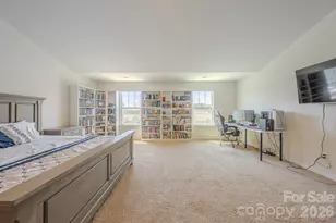 355 Tavernier Ln, Candler, NC 28715 - Photo 18
