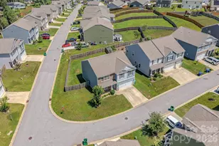 355 Tavernier Ln, Candler, NC 28715 - Photo 44