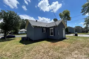 201 N Meriah St, Landis, NC 28088 - Photo 16
