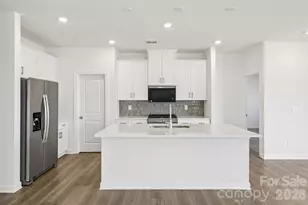 313 Hilsaw Ln, York, SC 29745 - Photo 6