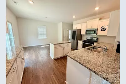 13023 Newburgh Green Drive, Charlotte, NC 28273 - Photo 6
