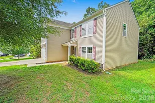 7227 Cypress Ridge Dr, Charlotte, NC 28262 - Photo 2