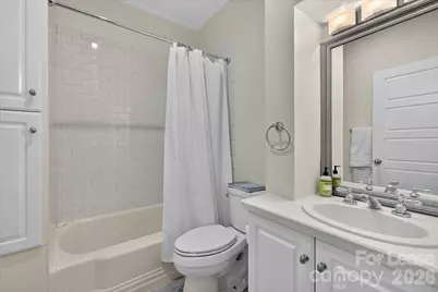 2038 Dartmouth Place, Charlotte, NC 28207 - Photo 18