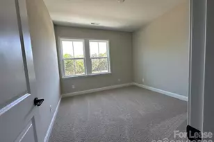 5715 Gulch Pl, Charlotte, NC 28215 - Photo 12