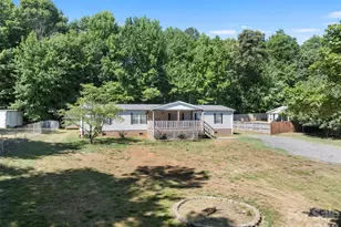 199 Sable Ln, Thomasville, NC 27360 - Photo 4