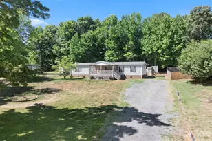 199 Sable Ln, Thomasville, NC 27360 - Photo 2