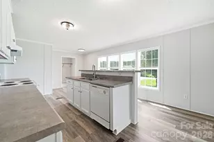 1006 Canada Dr, Dallas, NC 28034 - Photo 12