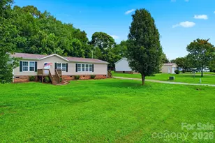1006 Canada Dr, Dallas, NC 28034 - Photo 2