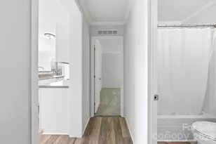 1006 Canada Dr, Dallas, NC 28034 - Photo 18