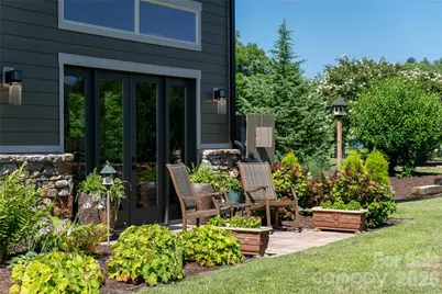 660 Pleasant Grove Road, Hendersonville, NC 28739 - Photo 26