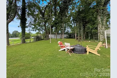 1310 Meadow Avenue, Kannapolis, NC 28083 - Photo 6