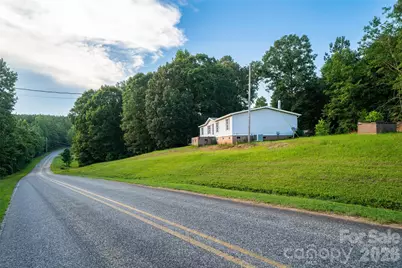 479 McDade Road, Tryon, NC 28782 - Photo 2