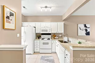 1323 Anthem Ct, Charlotte, NC 28205 - Photo 10