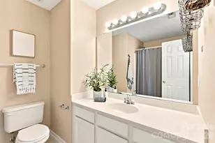 1323 Anthem Ct, Charlotte, NC 28205 - Photo 26