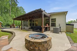 8504 Pennegrove Cir, Charlotte, NC 28214 - Photo 32