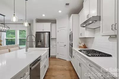 8504 Pennegrove Circle, Charlotte, NC 28214 - Photo 6