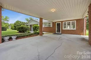 4110 Kendell Pl, Hudson, NC 28638 - Photo 6
