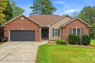 199 Bethlehem Manufacturing Ln, Hickory, NC 28601 - Photo 2
