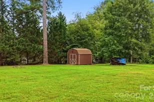 199 Bethlehem Manufacturing Ln, Hickory, NC 28601 - Photo 20