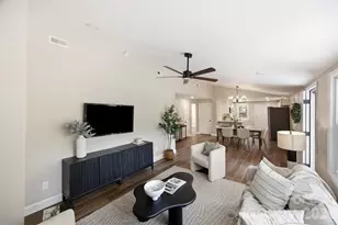 8223 Knollwood Cir, Charlotte, NC 28213 - Photo 12
