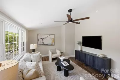 8223 Knollwood Circle, Charlotte, NC 28213 - Photo 10