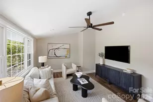8223 Knollwood Cir, Charlotte, NC 28213 - Photo 10