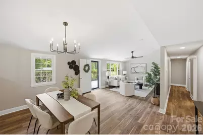 8223 Knollwood Circle, Charlotte, NC 28213 - Photo 8
