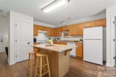 8019 Shiny Meadow Lane, Charlotte, NC 28215 - Photo 20