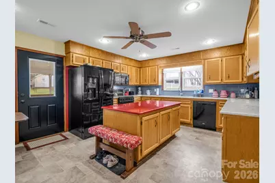 1086 Carters Ridge Road, Spruce Pine, NC 28777 - Photo 10