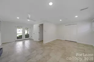 1225 Jersey Ln, Charlotte, NC 28209 - Photo 16
