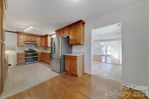1225 Jersey Ln, Charlotte, NC 28209 - Photo 6