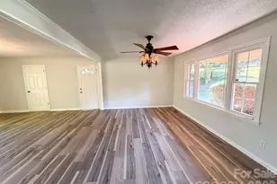 4305 Dawnwood Dr, Gastonia, NC 28056 - Photo 6
