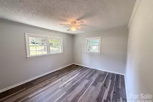 4305 Dawnwood Dr, Gastonia, NC 28056 - Photo 12