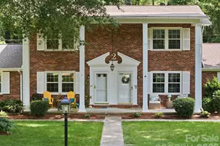 101 Boyd Dr, Flat Rock, NC 28731 - Photo 2
