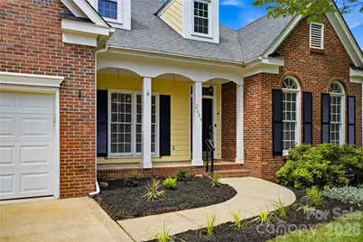 2604 Lamp Post Lane, Kannapolis, NC 28081 - Photo 2