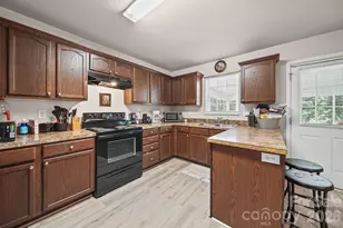 414 E East Village Dr, Monroe, NC 28112 - Photo 12