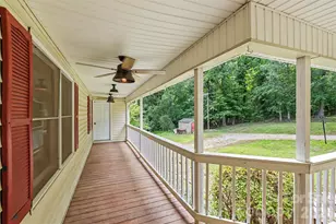 3608 Cowboy Ln, Charlotte, NC 28216 - Photo 4