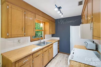 6306 Saddlewood Drive, Waxhaw, NC 28173 - Photo 12
