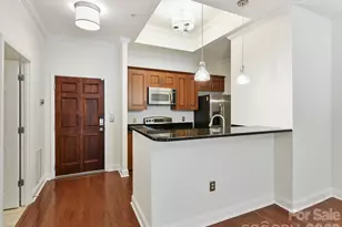 300 W 5th St, Charlotte, NC 28202 - Photo 6