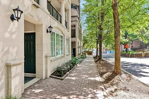 300 W 5th St, Charlotte, NC 28202 - Photo 2