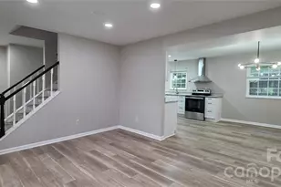 7200 Shadowlake Dr, Charlotte, NC 28226 - Photo 8