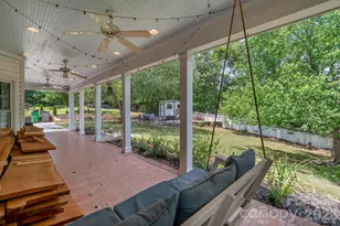 12328 Sandringham Pl, Charlotte, NC 28262 - Photo 38