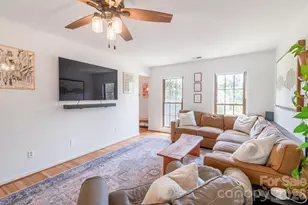 12328 Sandringham Pl, Charlotte, NC 28262 - Photo 16