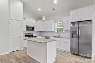 934 N New Hope Rd, Gastonia, NC 28054 - Photo 4