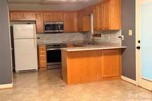 3402 Danial St, Conover, NC 28613 - Photo 12