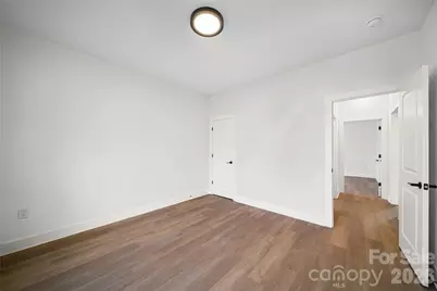 412 S Hill Street, Gastonia, NC 28052 - Photo 24