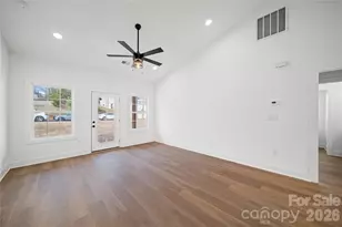 412 S Hill St, Gastonia, NC 28052 - Photo 12