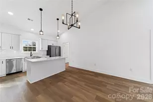 412 S Hill St, Gastonia, NC 28052 - Photo 10