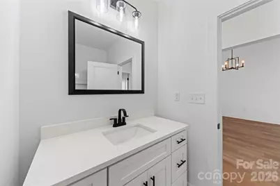 412 S Hill Street, Gastonia, NC 28052 - Photo 22